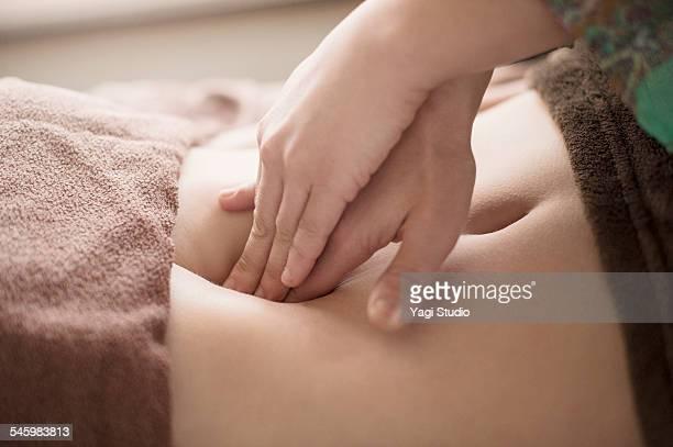 massage énergétique du ventre Chi Nei Tsang